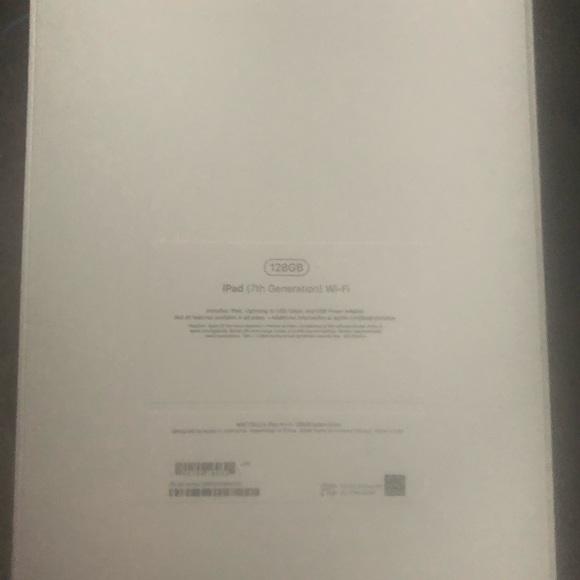 2 Apple iPads. 128gb , 10.2 cm, - Picture 3 of 3